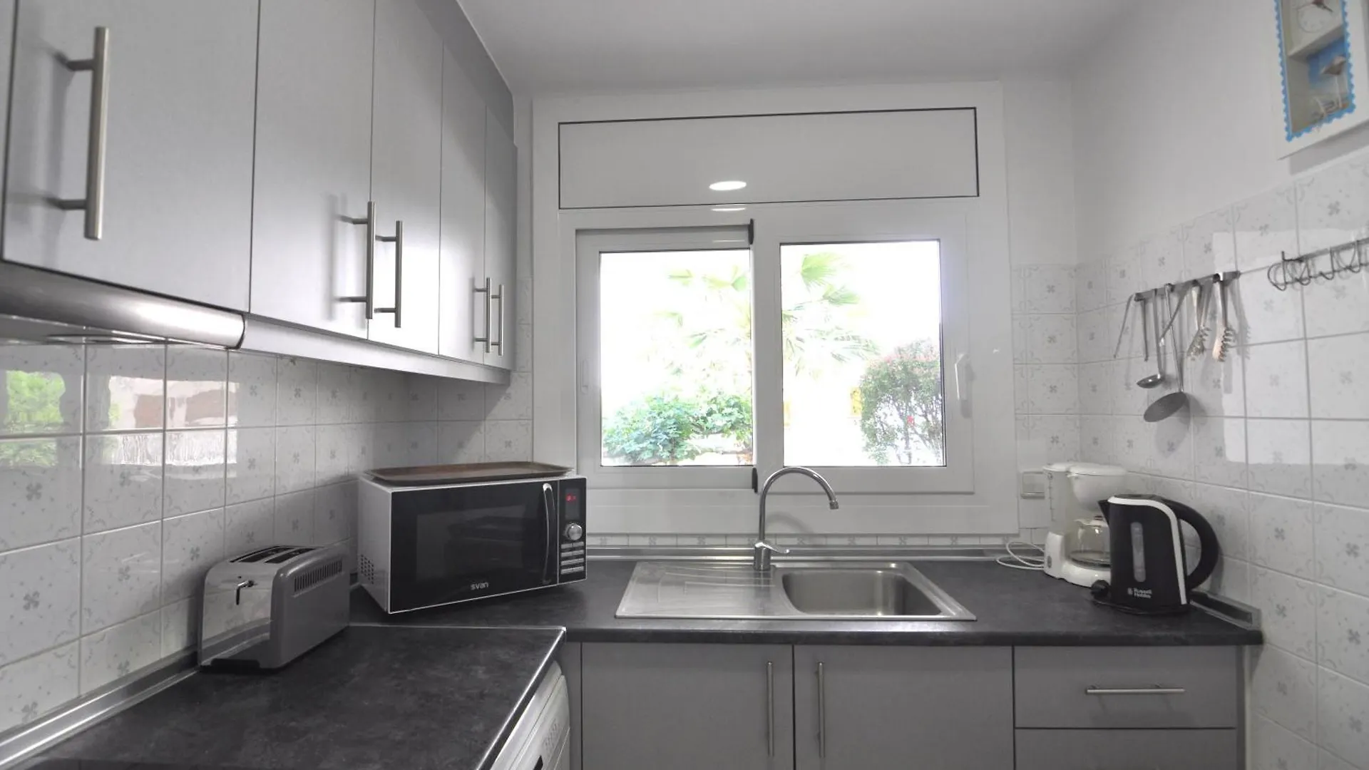 Rnet - La Solana 1-16 Apartment Roses Spain