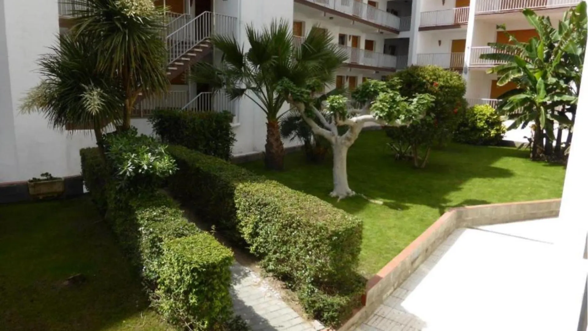 Rnet - La Solana 1-16 Apartment Roses